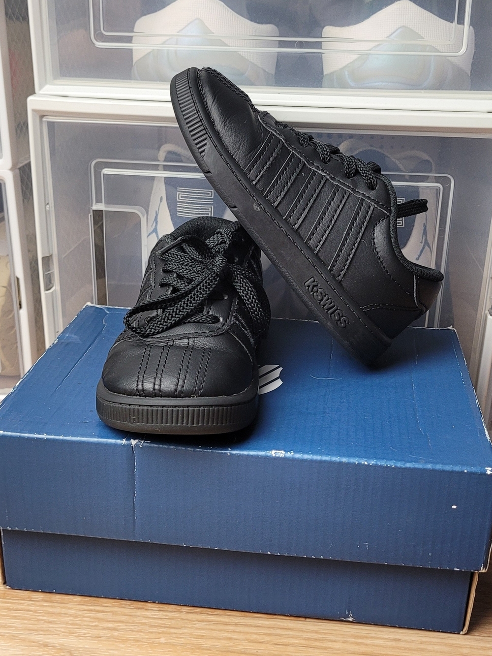 K-swiss  Boys Shoes Black Leather Sport Classic Sport SZ 8.5c
